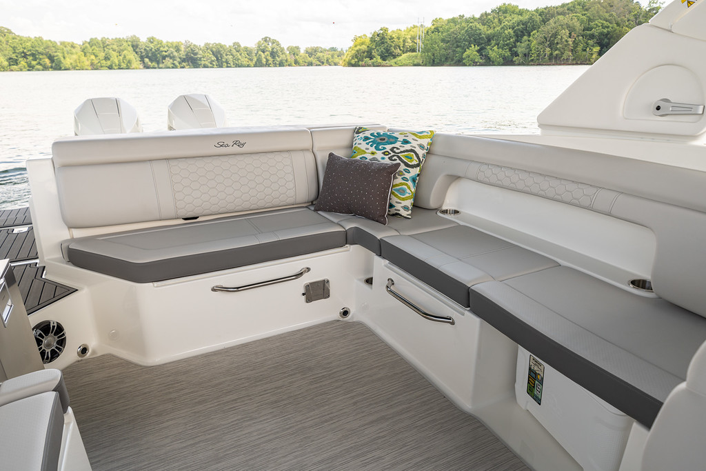 Sea Ray eladó motorcsónak