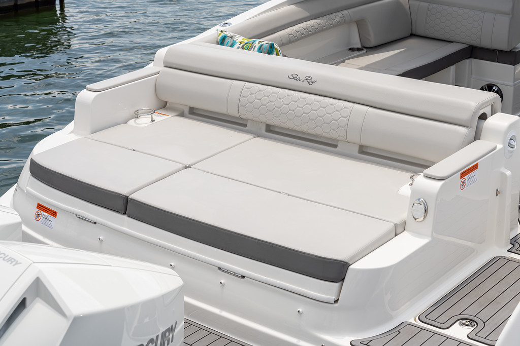 Sea Ray eladó motorcsónak