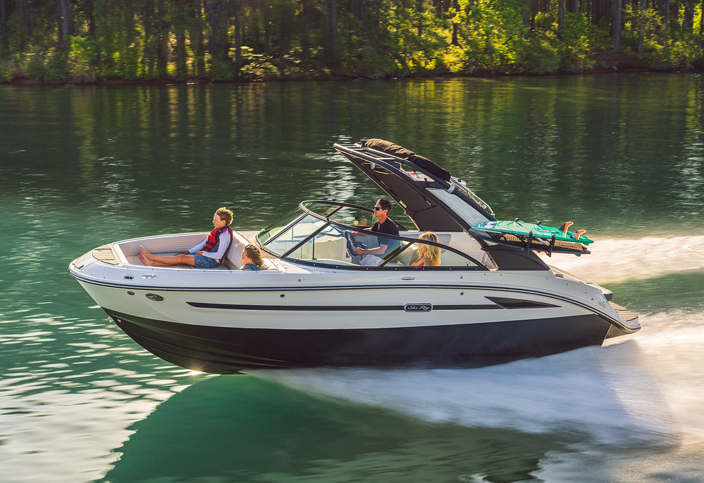 Eladó Sea Ray motorcsónak