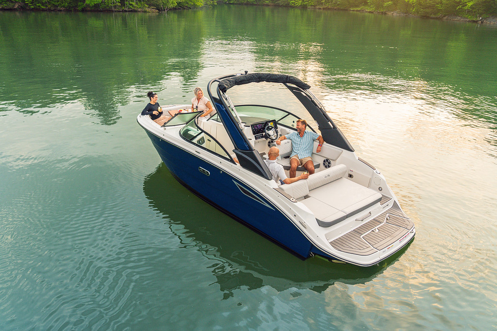 Eladó Sea Ray motorcsónak