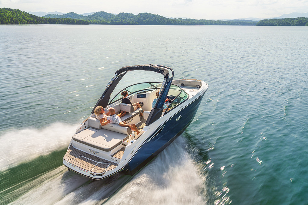 Eladó Sea Ray motorcsónak